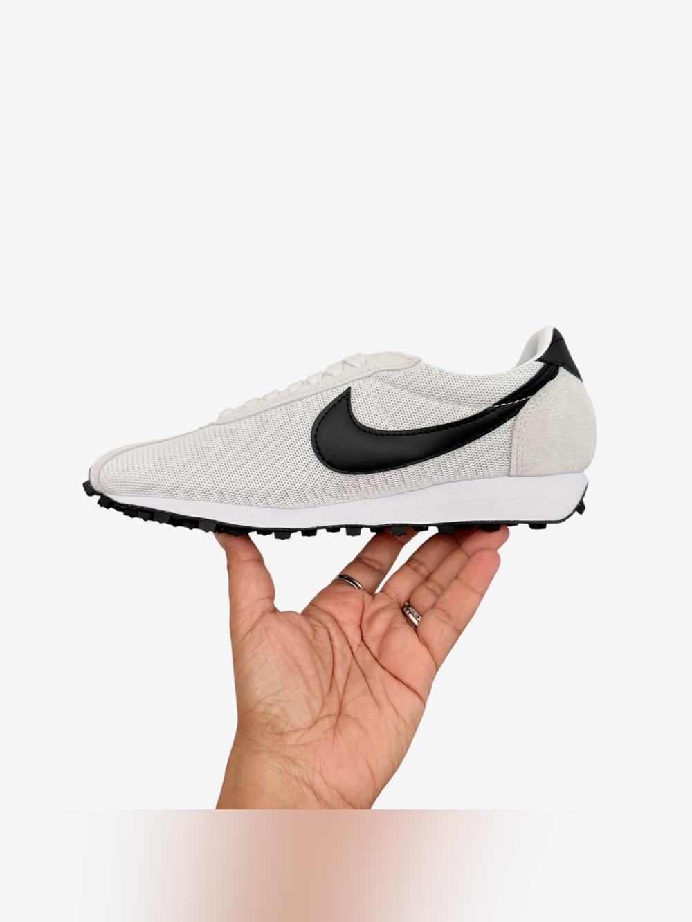 Nike LD- 1000 Women’s Retro Running Shoes - Picture 5 of 7